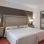 Hotell Gf Isabel 4*