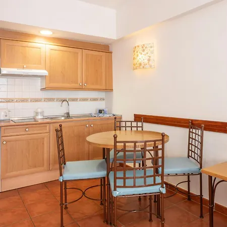 Ξενοδοχείο Gf Isabel