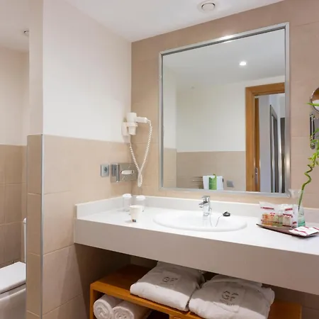Otel Gf Isabel 4*
